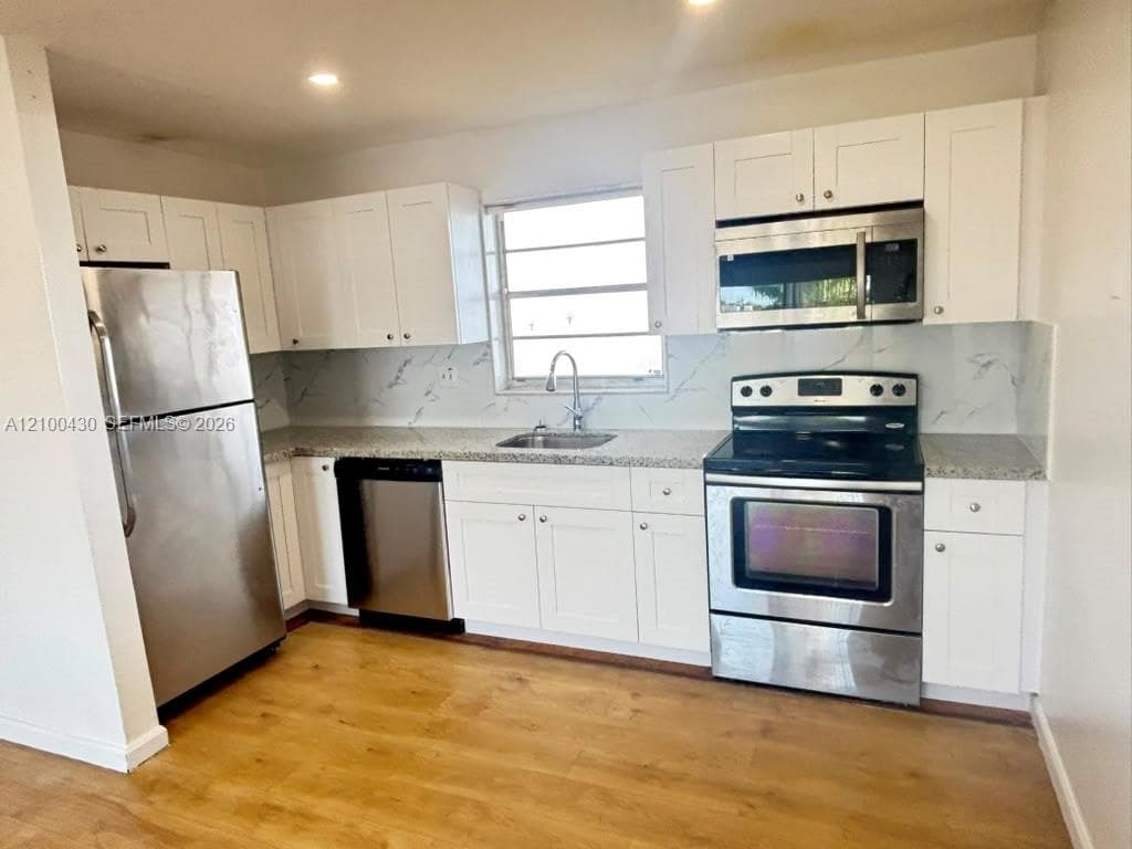 VILLAGE AT DADELAND CONDO · #K404 in Miami - Photo 1
