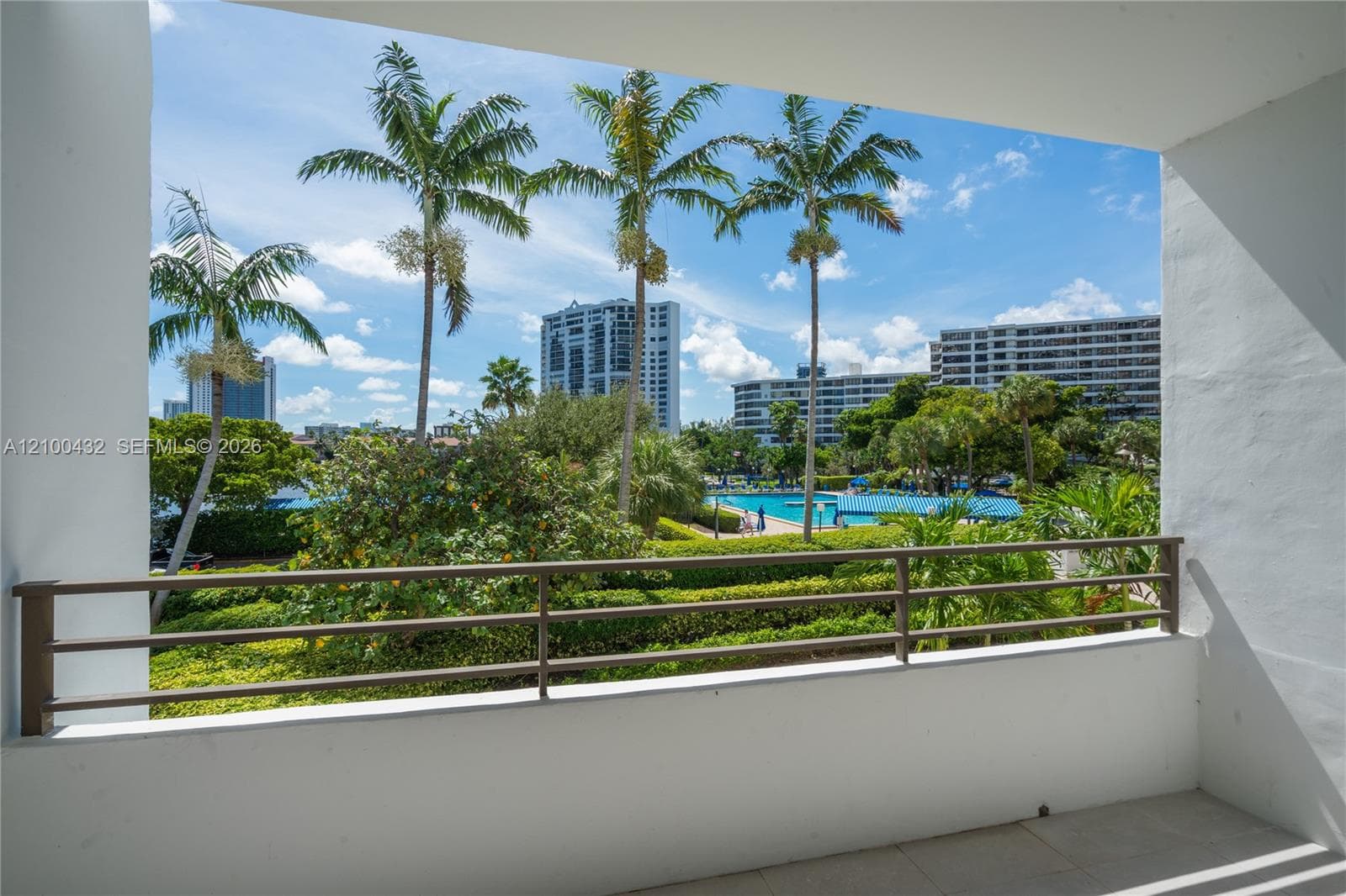 OLYMPUS CONDO · #301 in Hallandale Beach - Photo 2