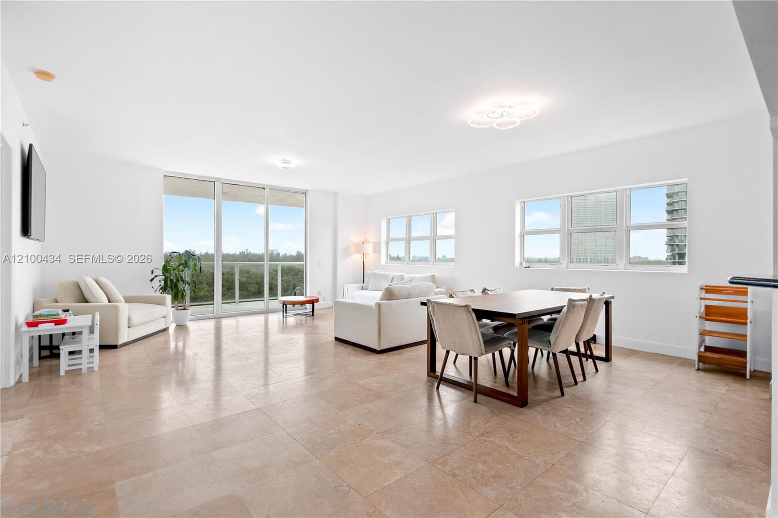 ONE FIFTY ONE AT BISCAYNE · #709 in North Miami - Photo 7