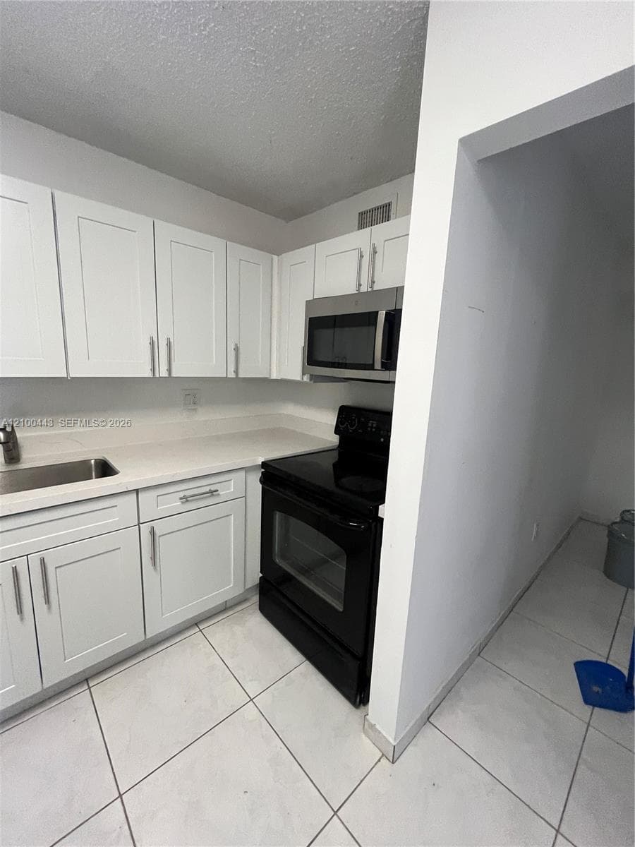 HIGHLANDS AT KENDALL LKS · #106-1 in Miami - Photo 6