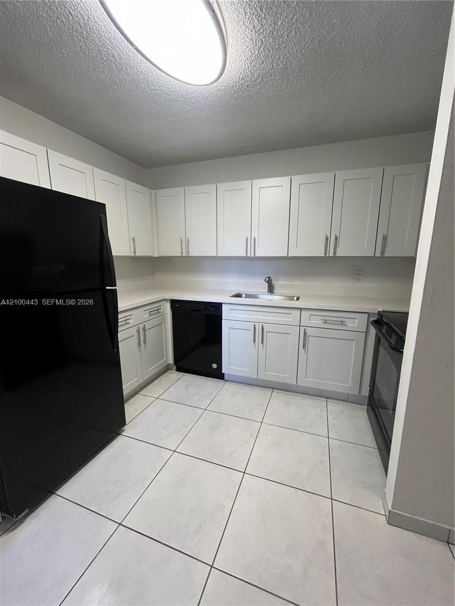 HIGHLANDS AT KENDALL LKS · #106-1 in Miami - Photo 14