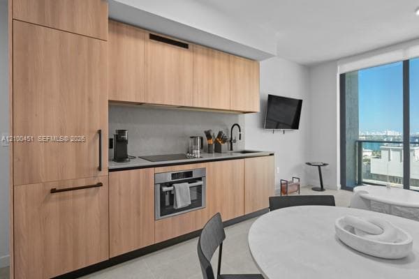 501 FIRST Residences · #1813 in Miami - Photo 2