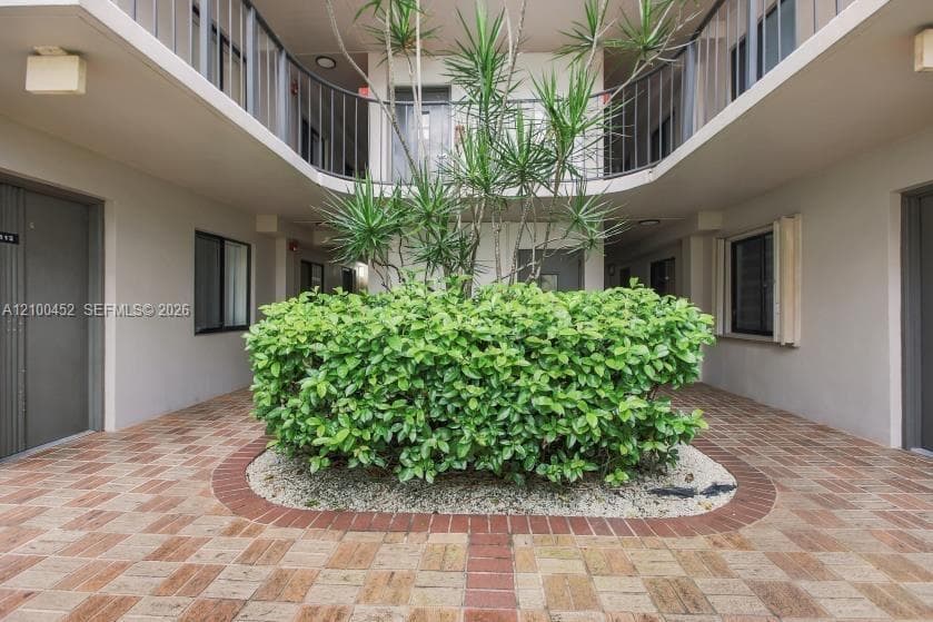HORIZONS WEST · #114 in Miami - Photo 21