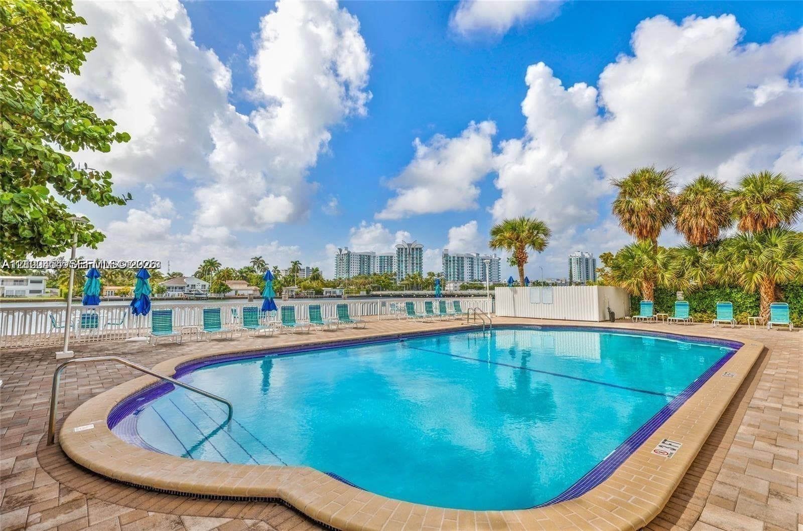 ISLAND PLACE AT NORTH BAY · #2O in North Bay Village - Photo 2