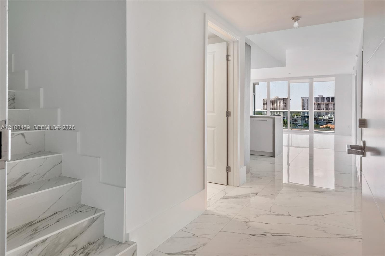 400 Sunny Isles · #917 in Sunny Isles Beach - Photo 3