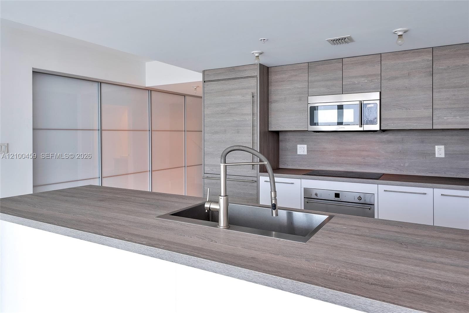 400 Sunny Isles · #917 in Sunny Isles Beach - Photo 18