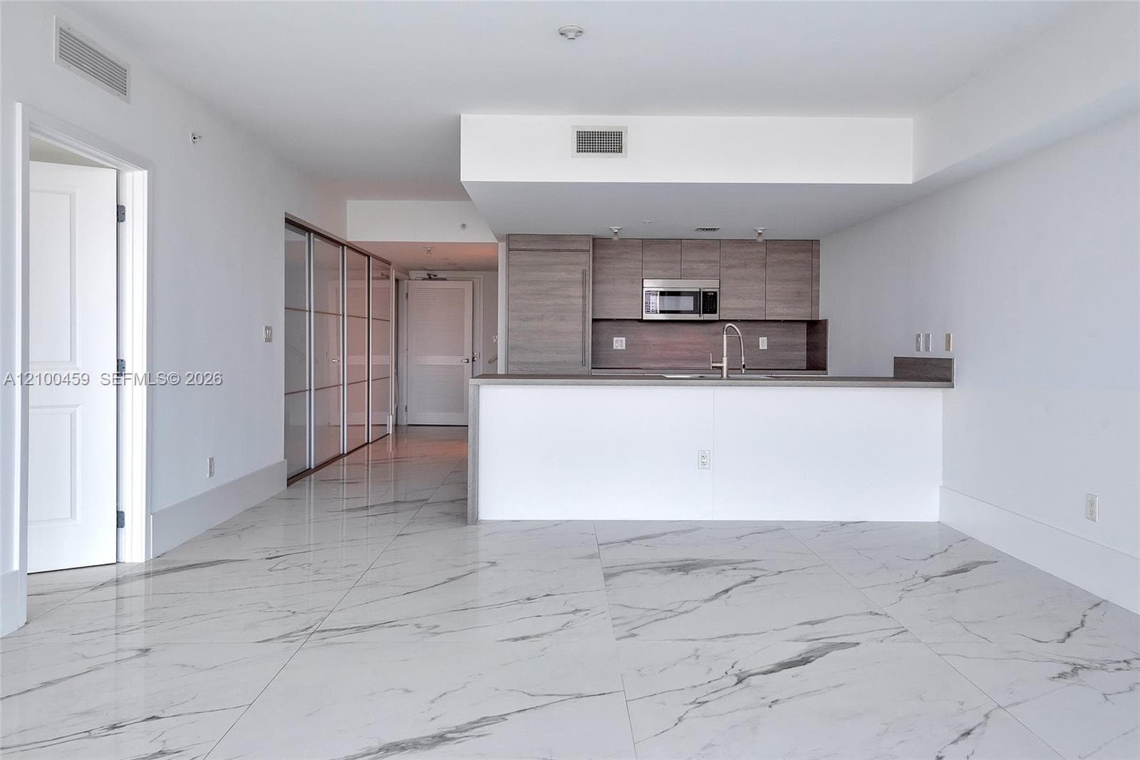 400 Sunny Isles · #917 in Sunny Isles Beach - Photo 37