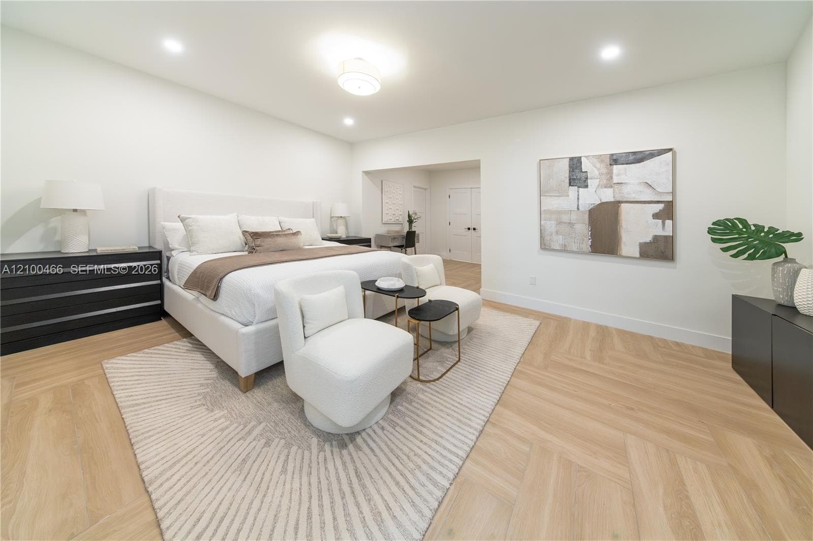420 NE 55th Ter photo 20