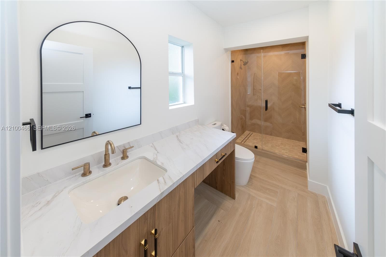 420 NE 55th Ter photo 19