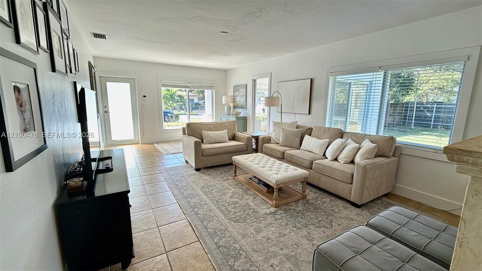 5801 SW 53rd Ter photo 2