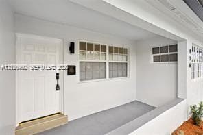 916 SW 7th Ave photo 9