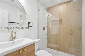 916 SW 7th Ave photo 15