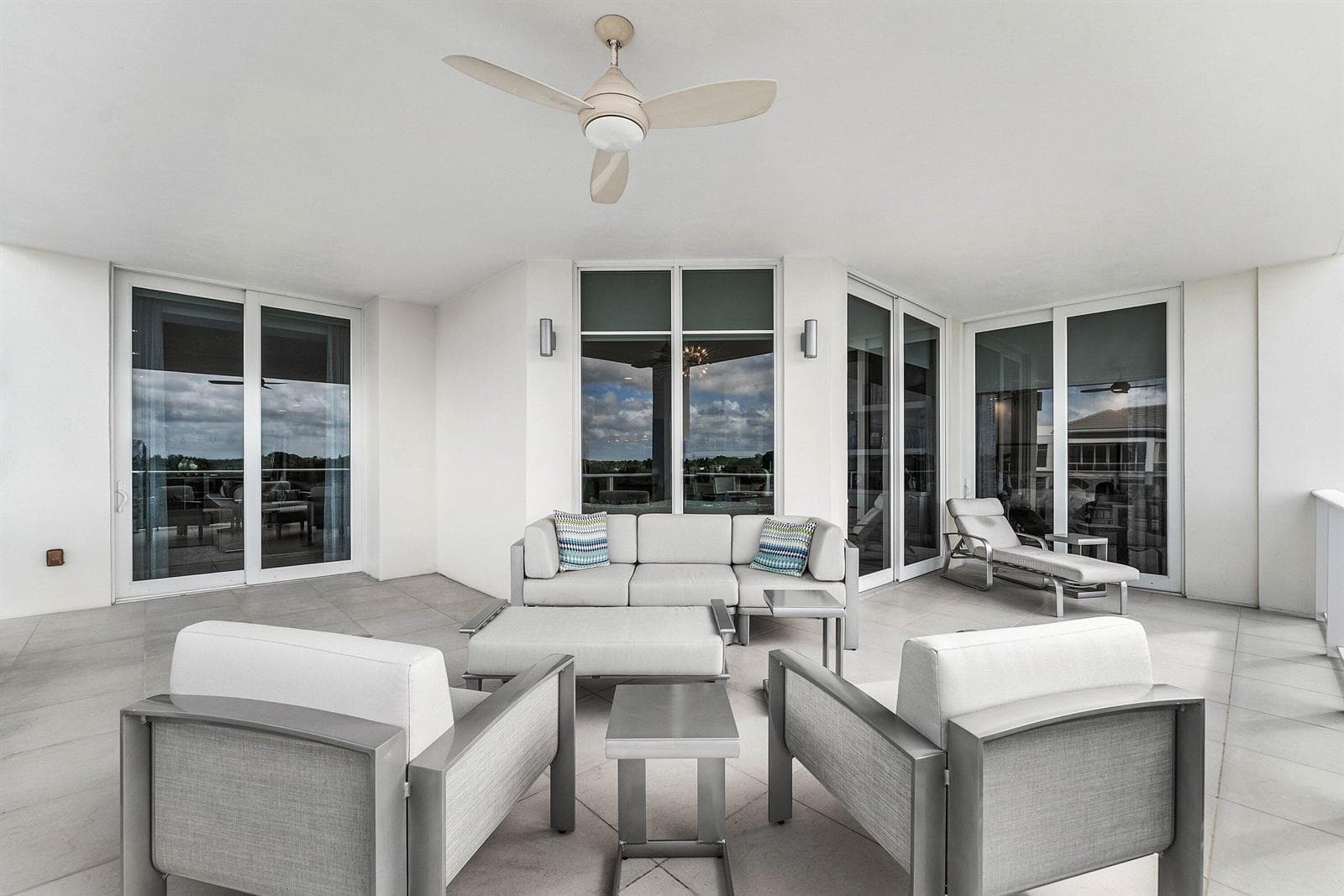 047-2700DonaldRossRoad-503-PalmBeachGard