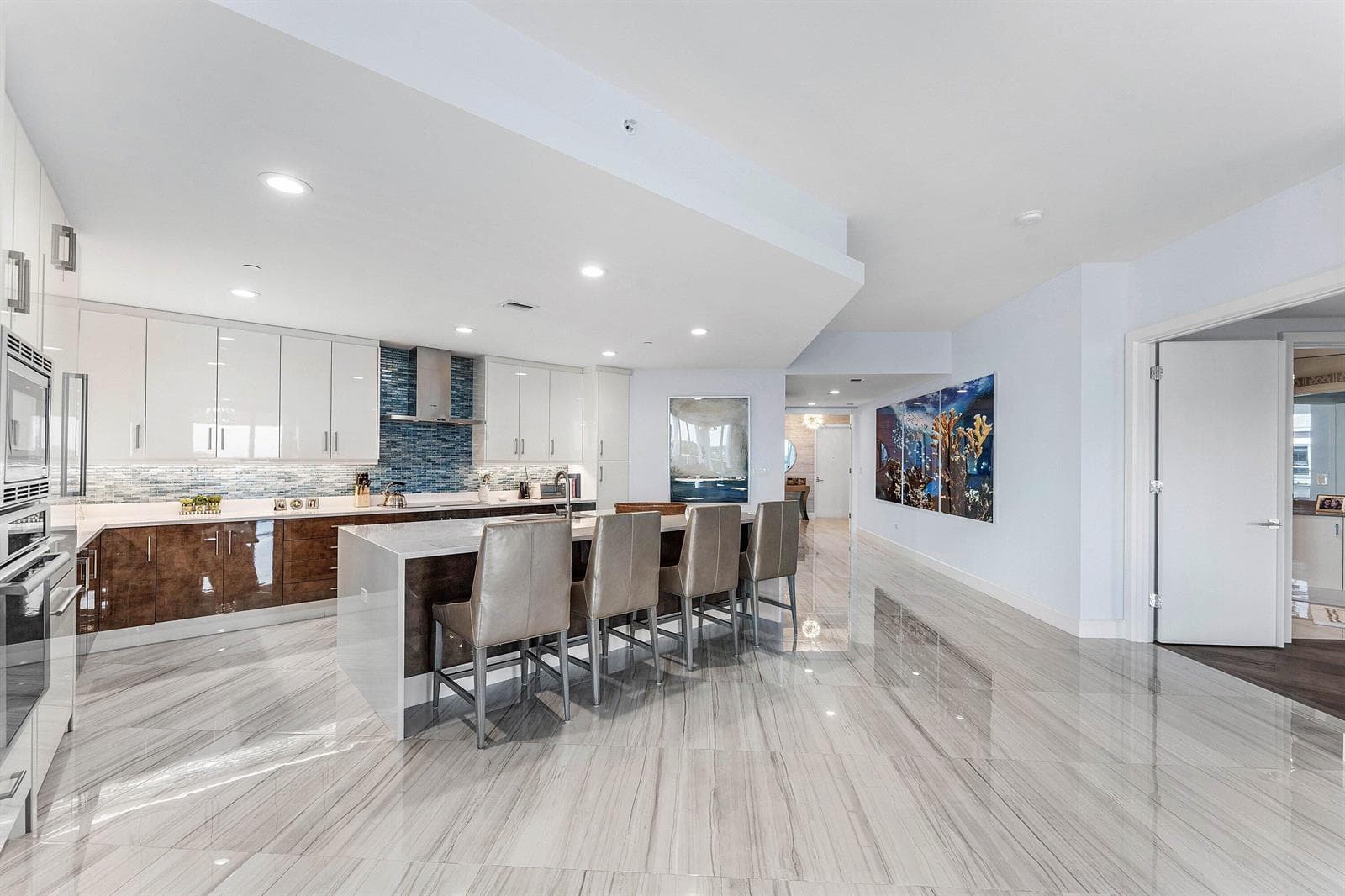 010-2700DonaldRossRoad-503-PalmBeachGard