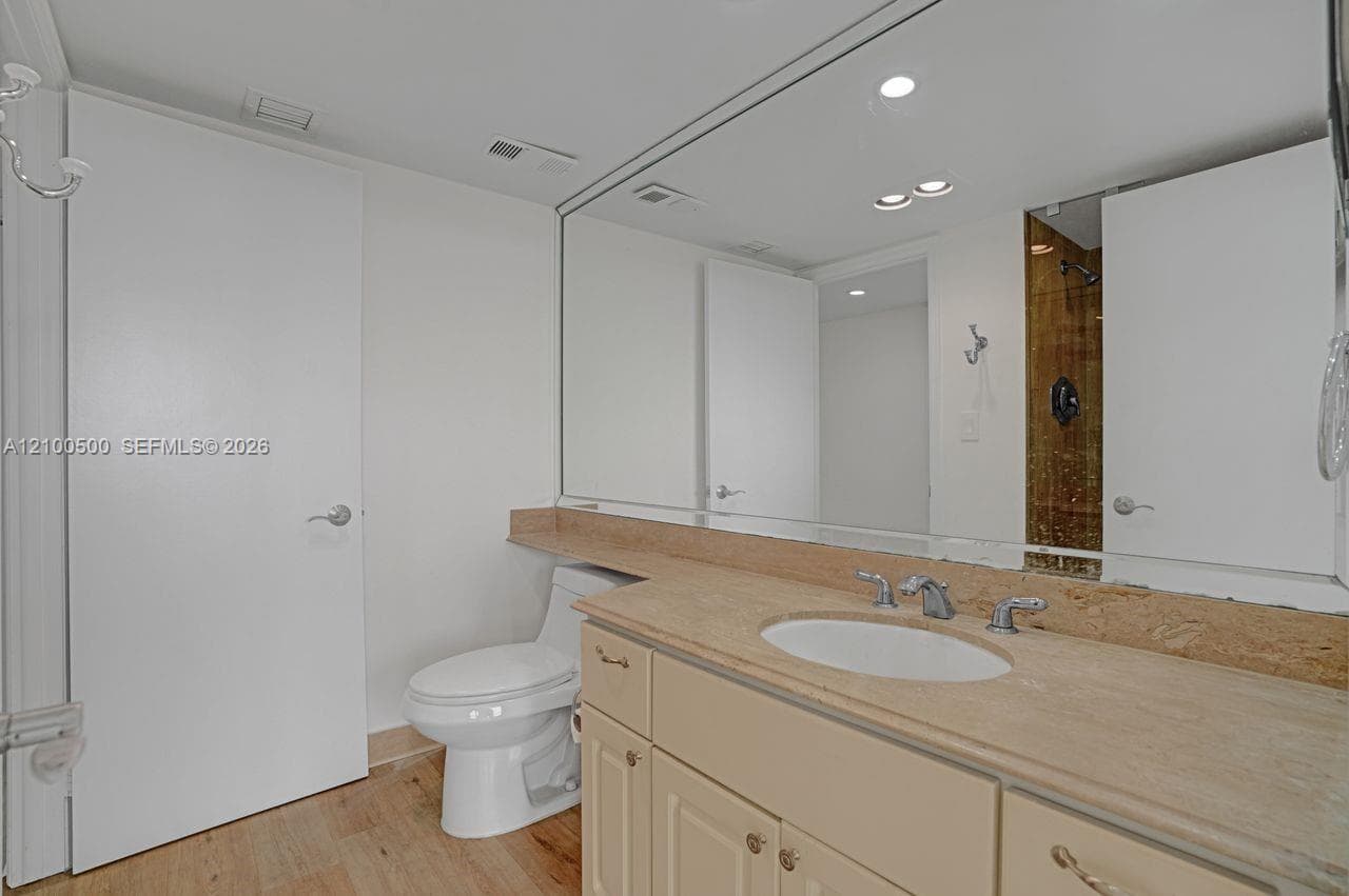 Two Grove Isle · #B406 in Miami - Photo 15