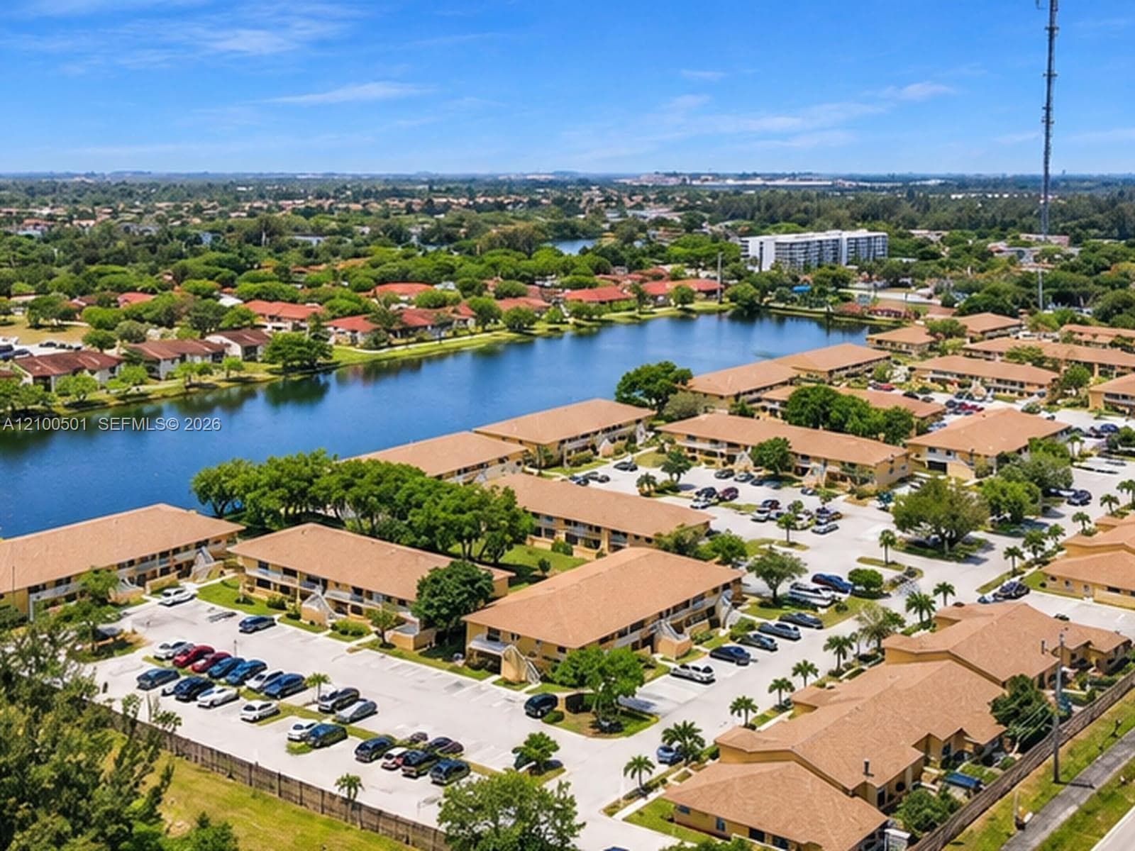 MISTY LAKE · #104-22 in Miami Gardens - Photo 22