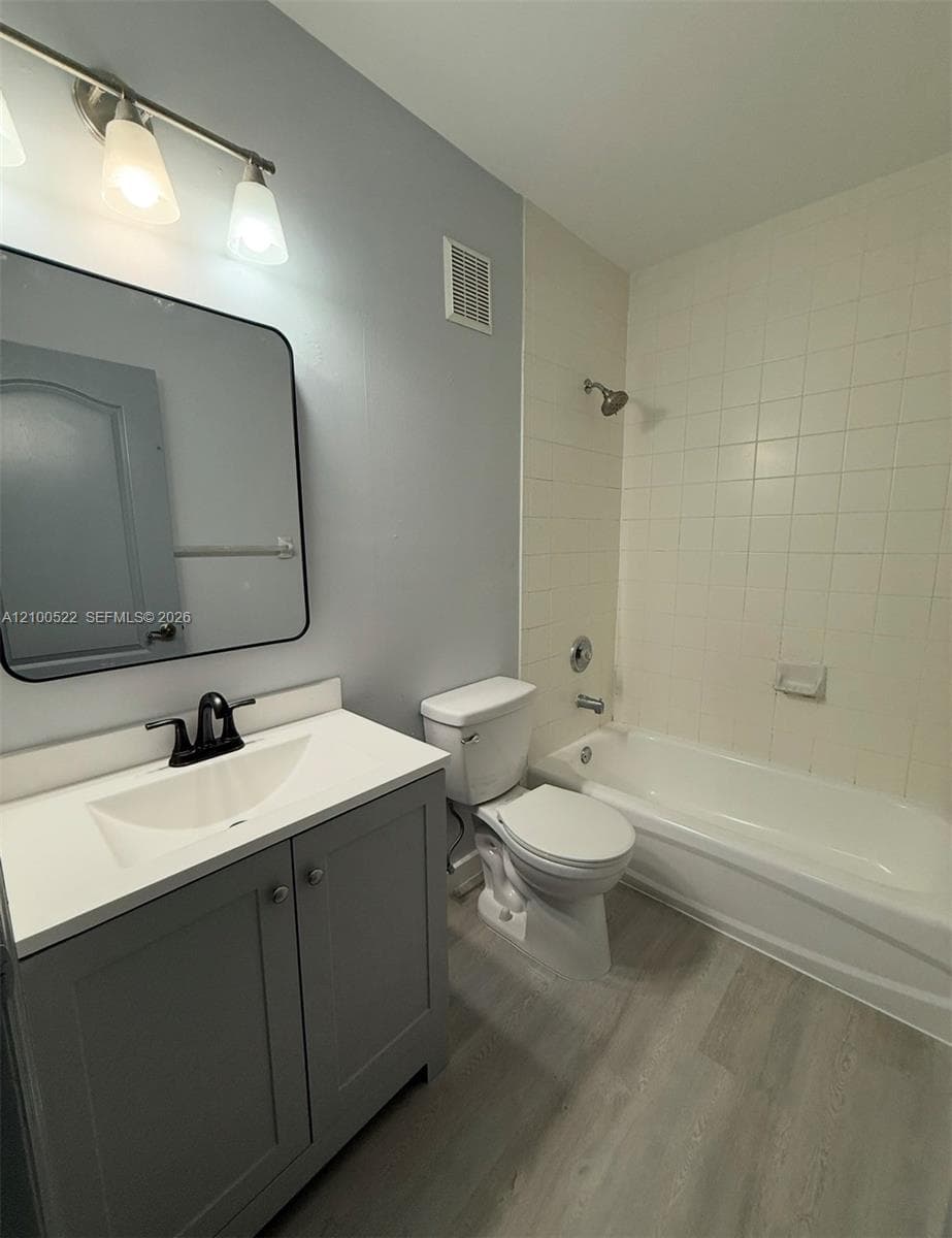 SHOMA HOMES AT COUNTRY CL · #205-21 in Hialeah - Photo 5