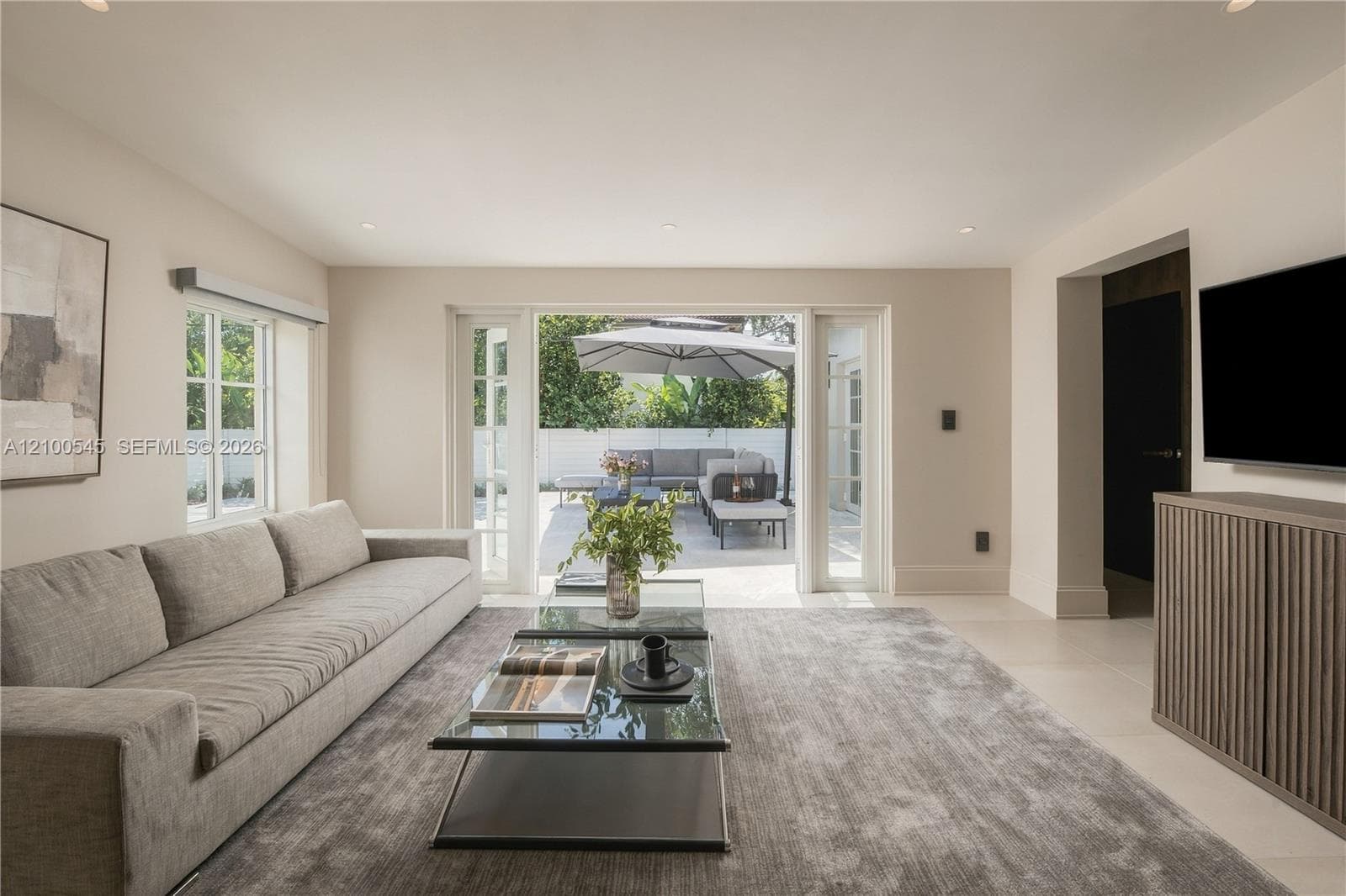 Additional Living Space with direct Pool access.