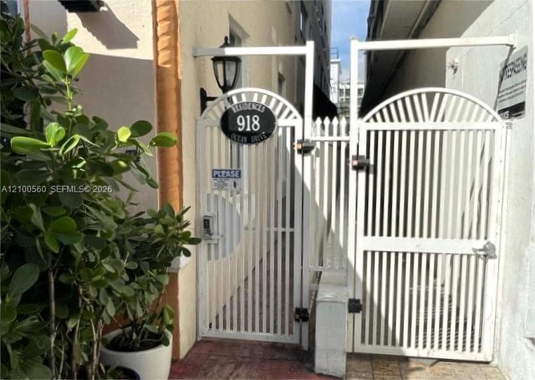 918 OCEAN DRIVE CONDO · #201 in Miami Beach - Photo 13
