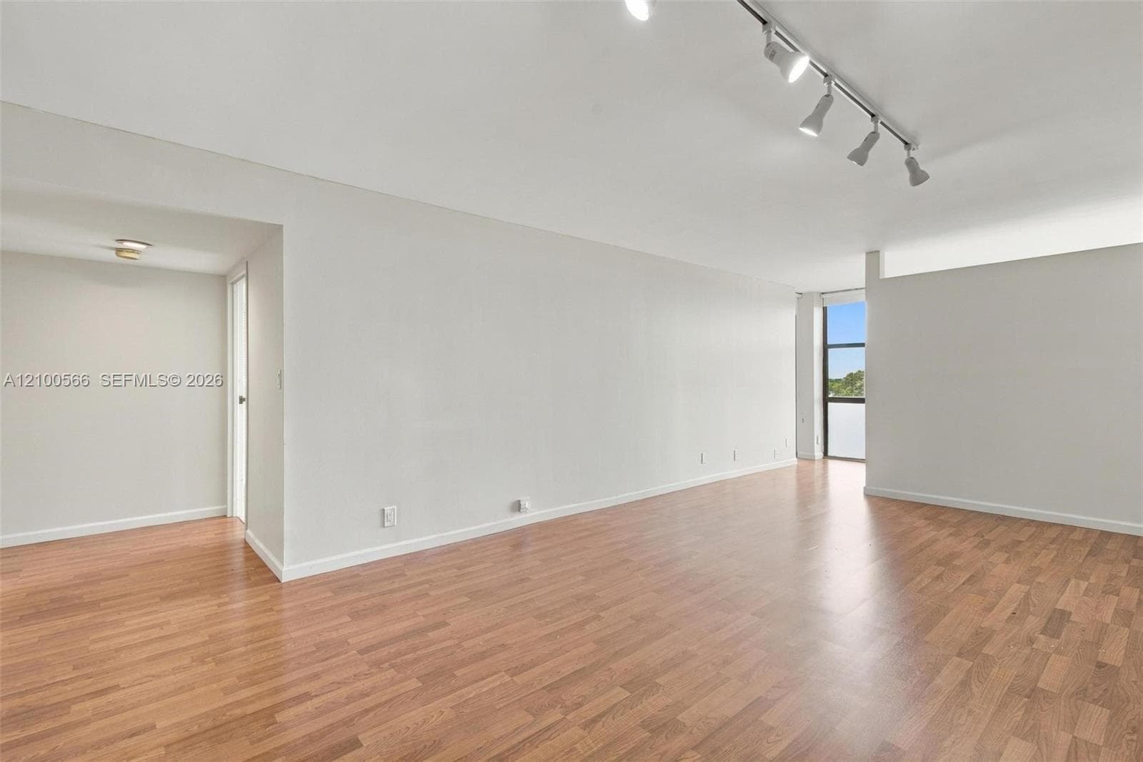 OCEANVIEW PARK · #627 in Hallandale Beach - Photo 6
