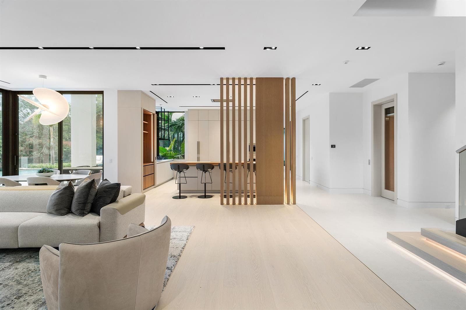 037-829OrchidDrive-BocaRaton-FL-33432-FU