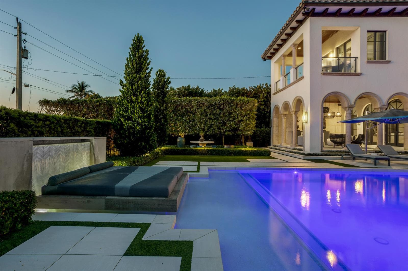 mls_POOL_BED_EB