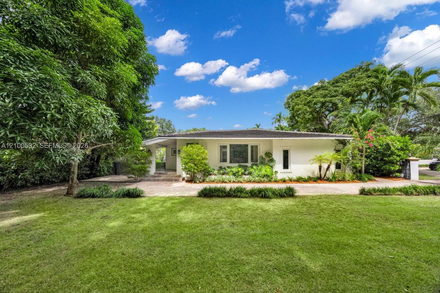 1101 Coral Way photo 2