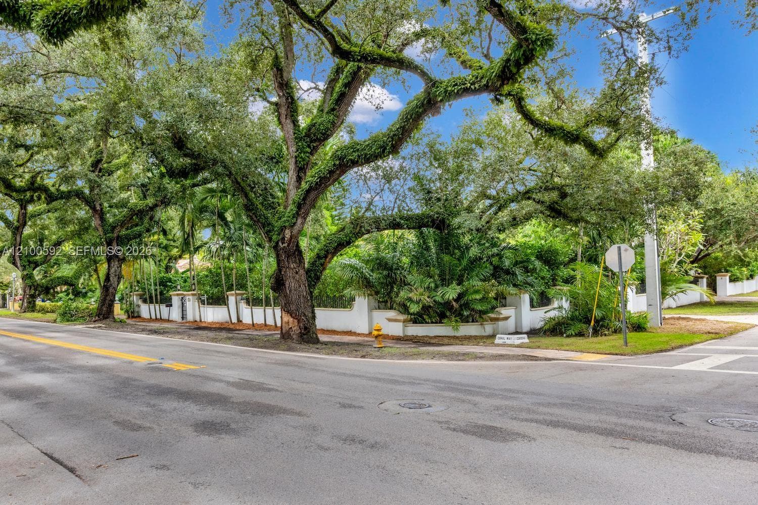 1101 Coral Way photo 32