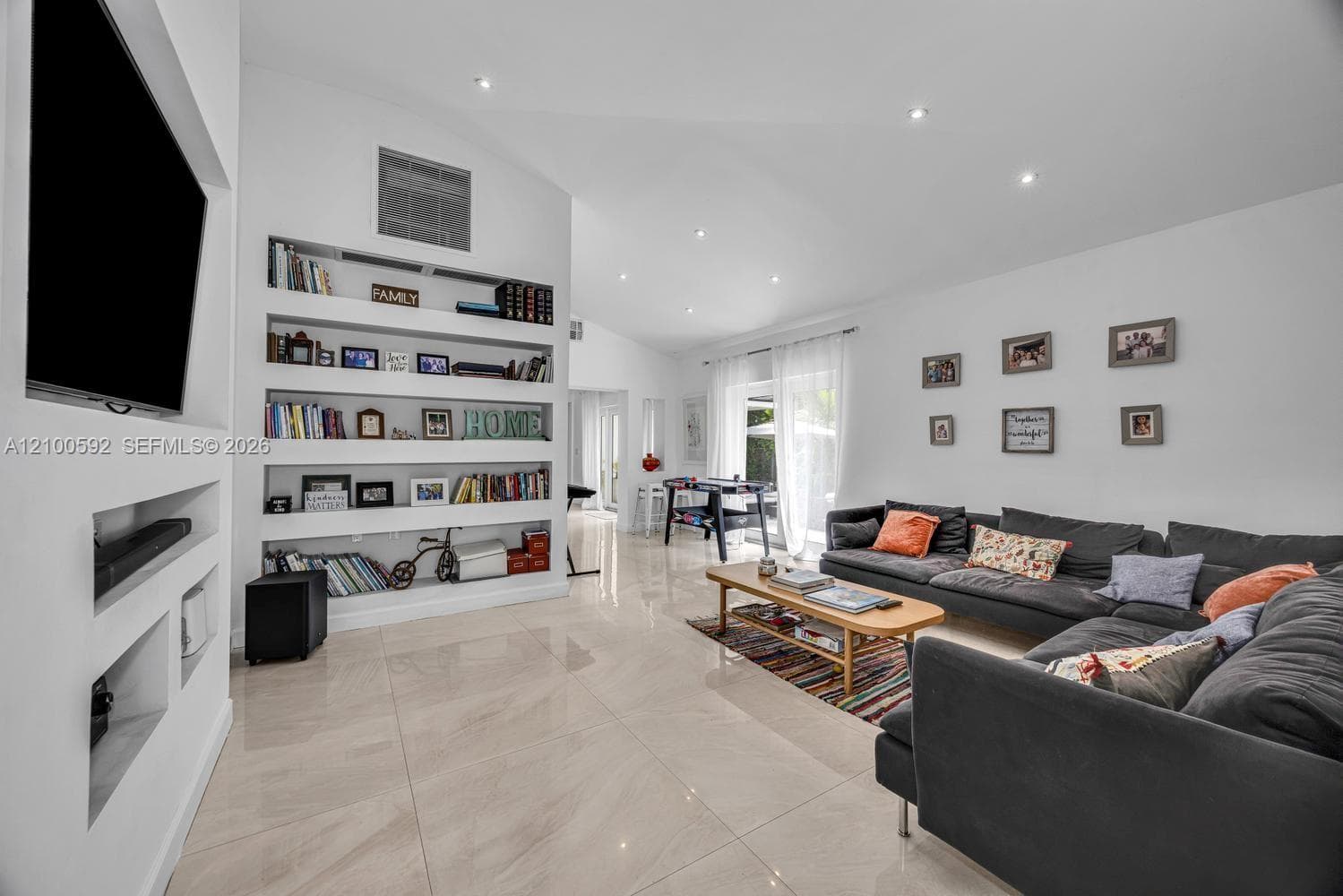 1101 Coral Way photo 11