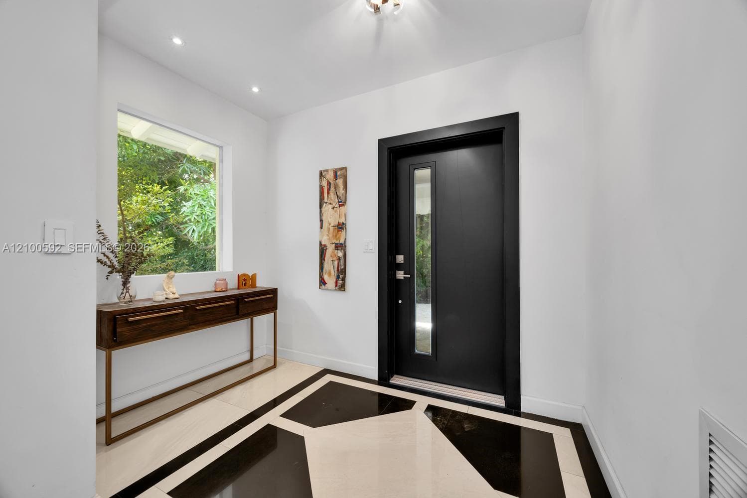 1101 Coral Way photo 4