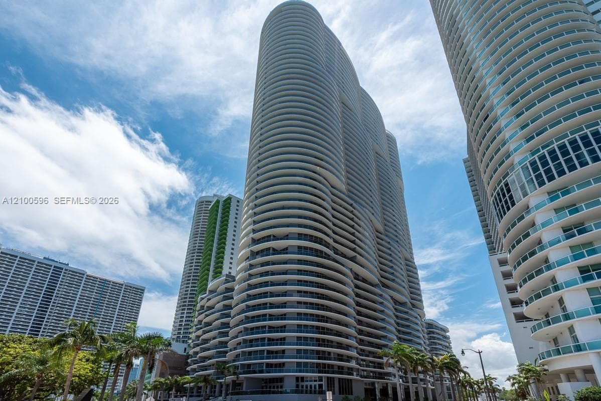 Aria on the Bay · #1907 in Miami - Photo 18