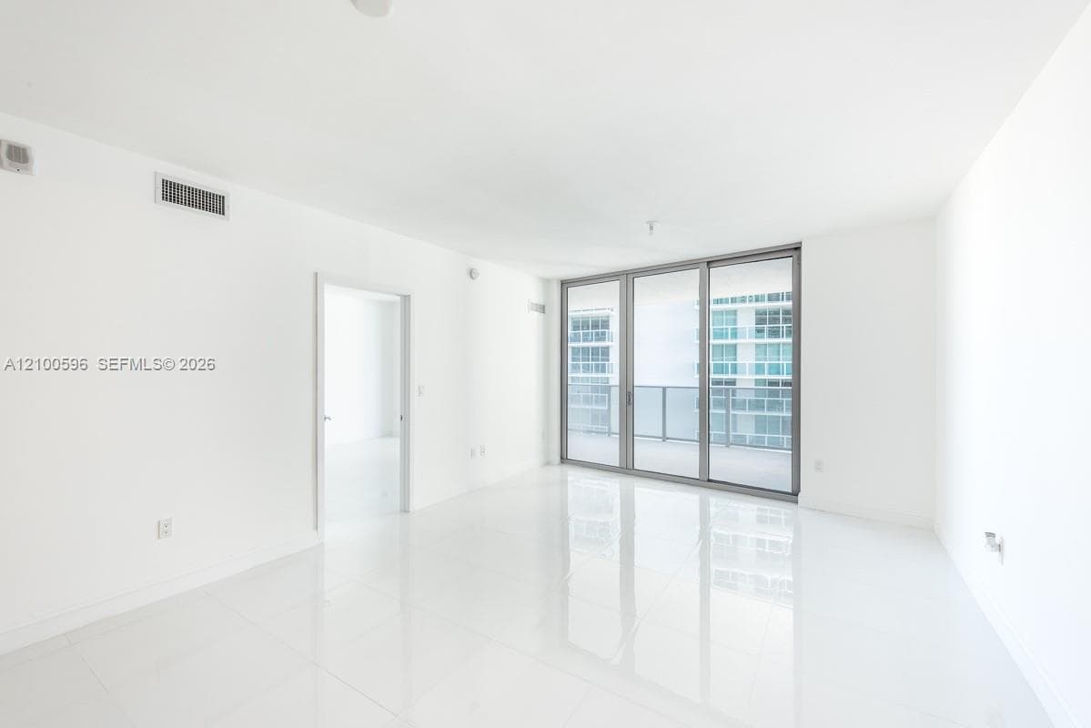 Aria on the Bay · #1907 in Miami - Photo 4