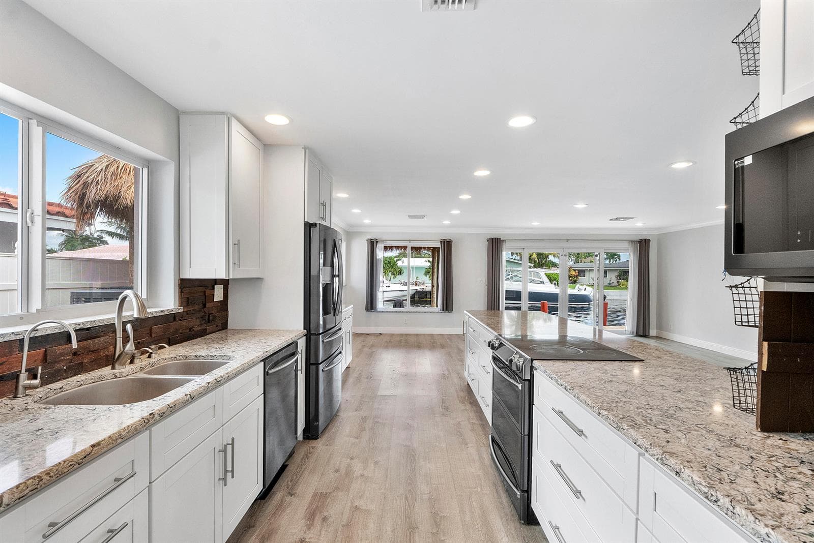 361 Se 9th Ct_052