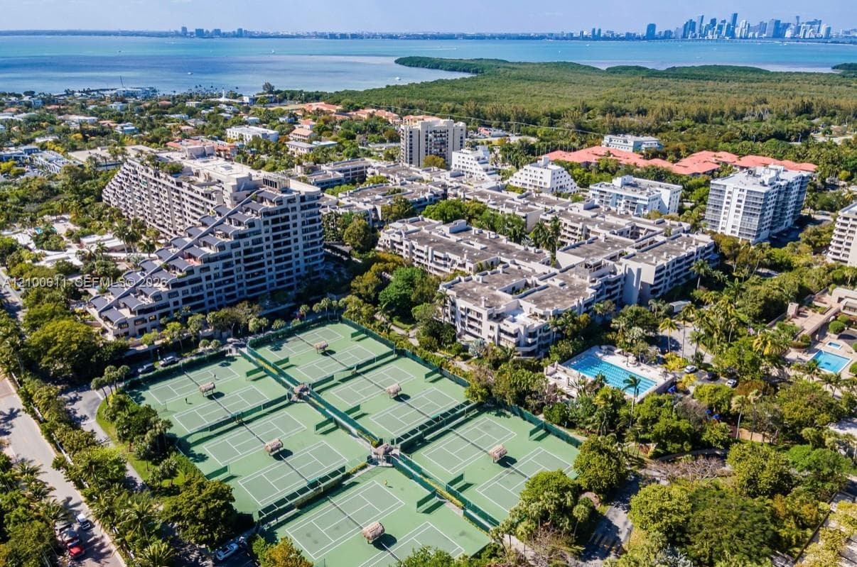 Botanica at Key Colony · #358 in Key Biscayne - Photo 13