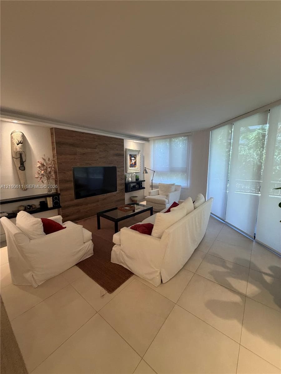 Botanica at Key Colony · #358 in Key Biscayne - Photo 4