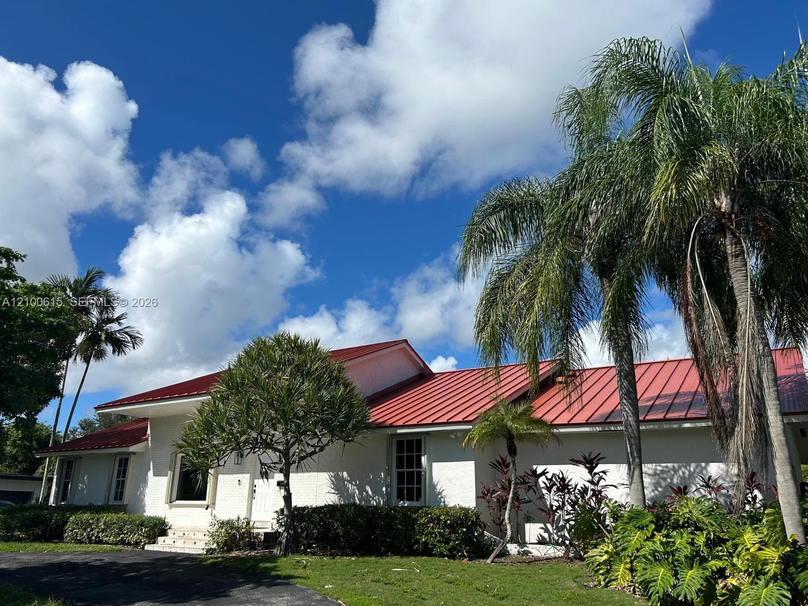 15030 SW 89th Ave photo 1