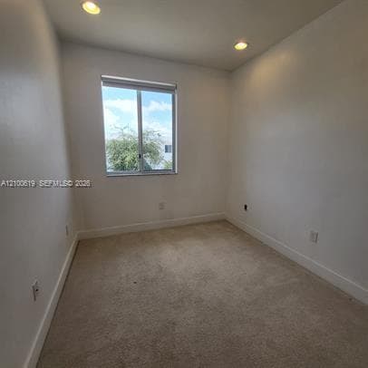 2610 NE 213th St #105 photo 16