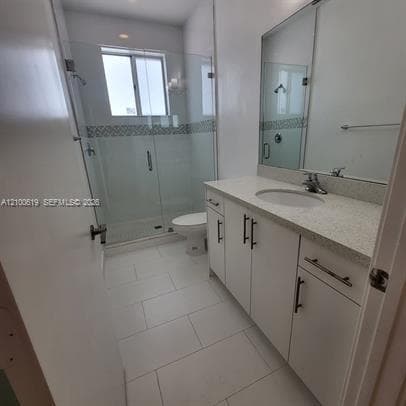 2610 NE 213th St #105 photo 14