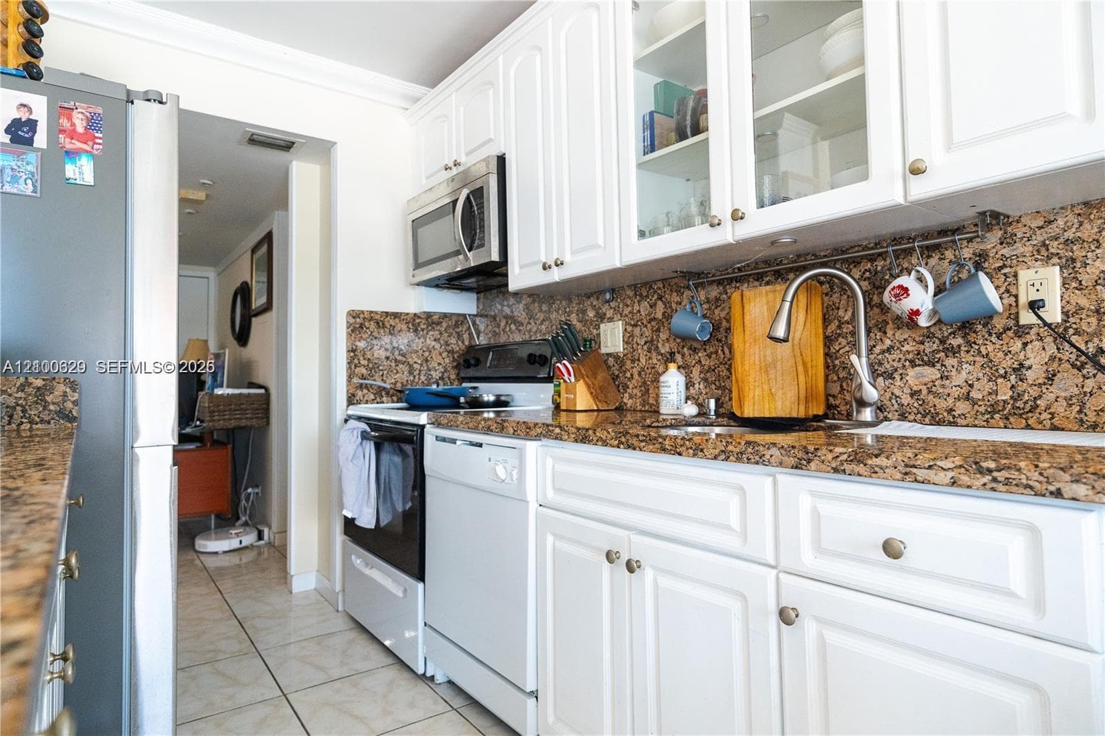 WINSTON TOWERS 100 CONDO · #502 in Sunny Isles Beach - Photo 3