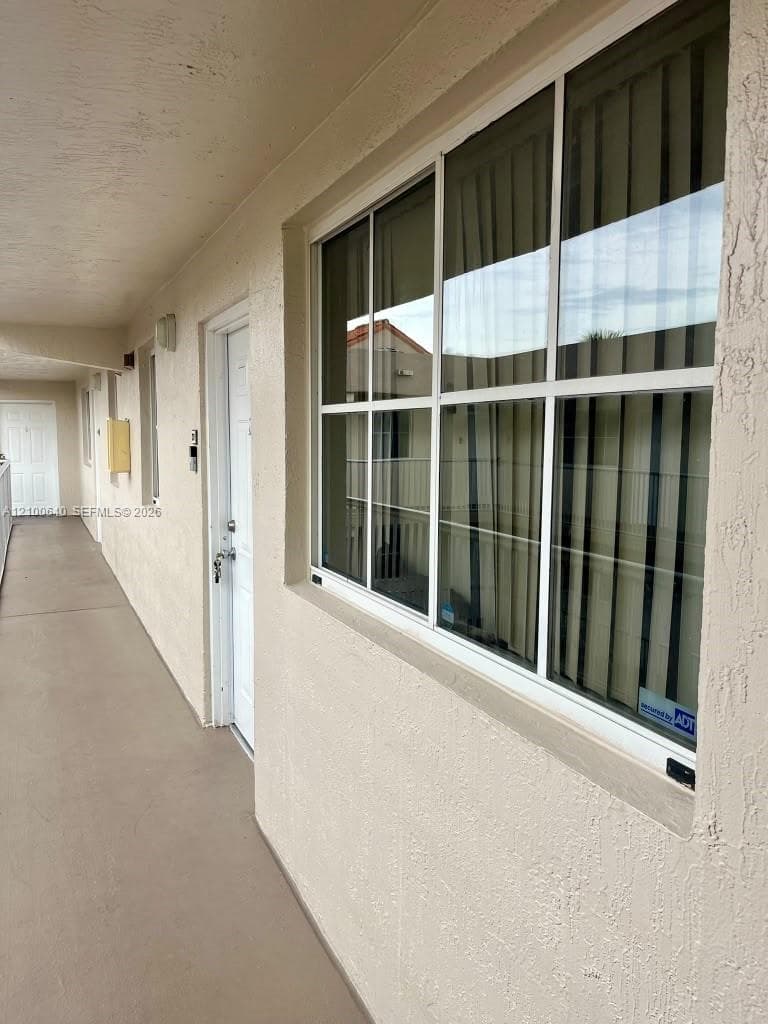 Mirassou condominium · #301 in Hialeah - Photo 9