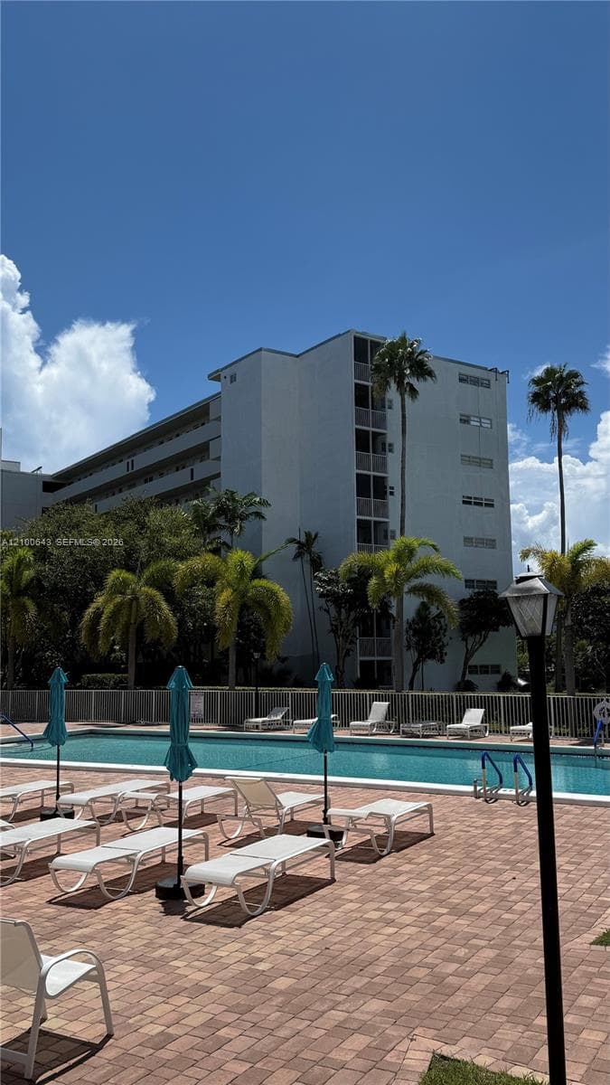 JADE WINDS GROUP-DAISY GA · #725 in Miami - Photo 17