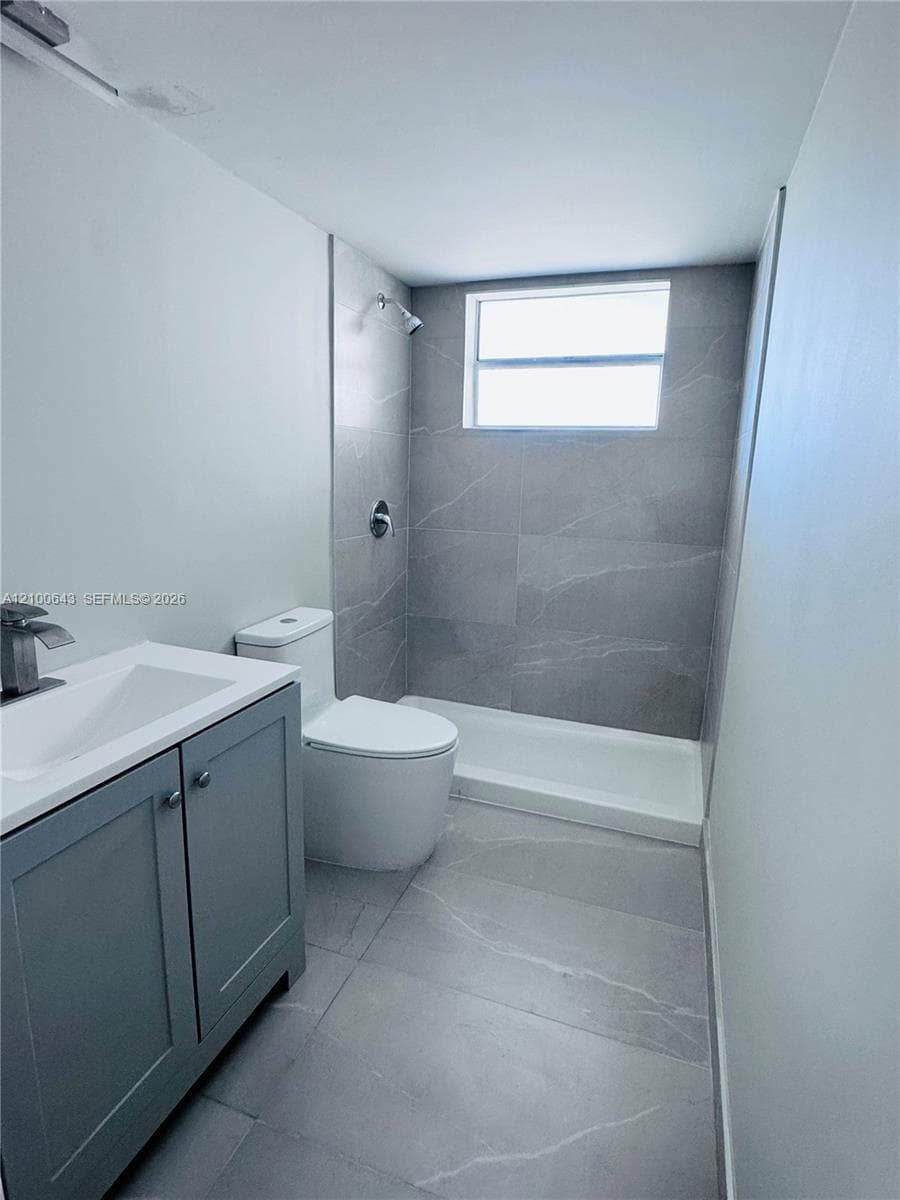 JADE WINDS GROUP-DAISY GA · #725 in Miami - Photo 9