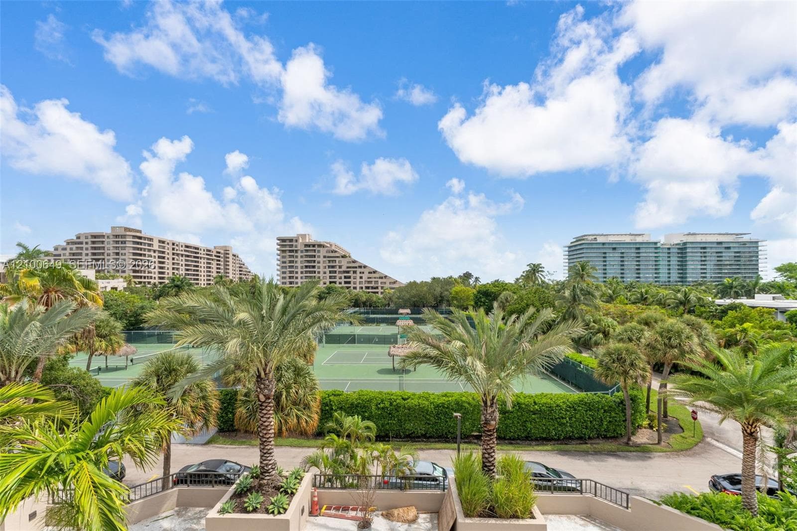Emerald Bay at Key Colony · #310 in Key Biscayne - Photo 3