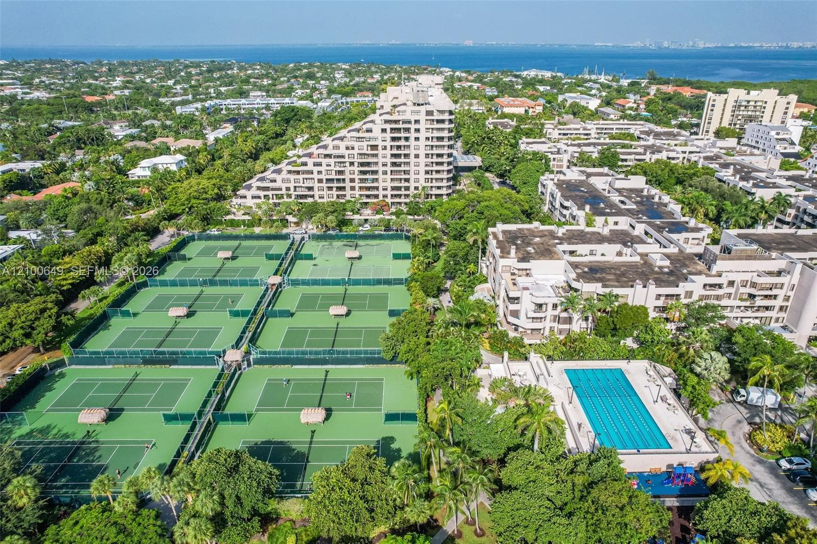 Emerald Bay at Key Colony · #310 in Key Biscayne - Photo 34