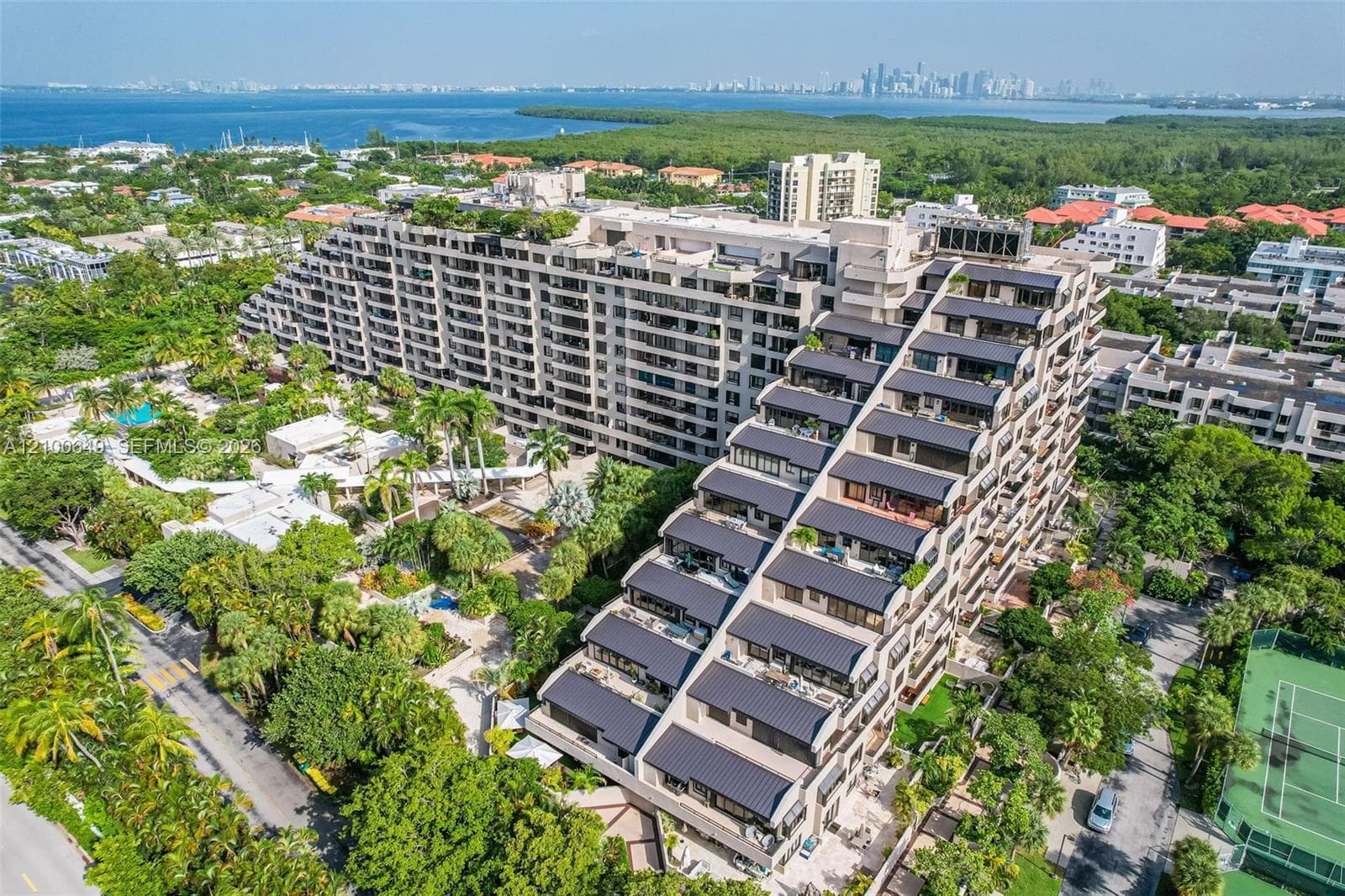 Emerald Bay at Key Colony · #310 in Key Biscayne - Photo 39