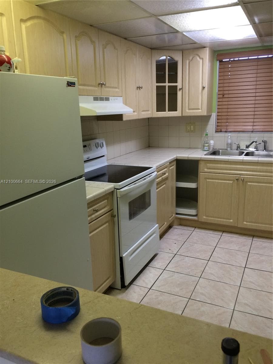 PARK EAST CONDO · #A216 in Miami - Photo 5