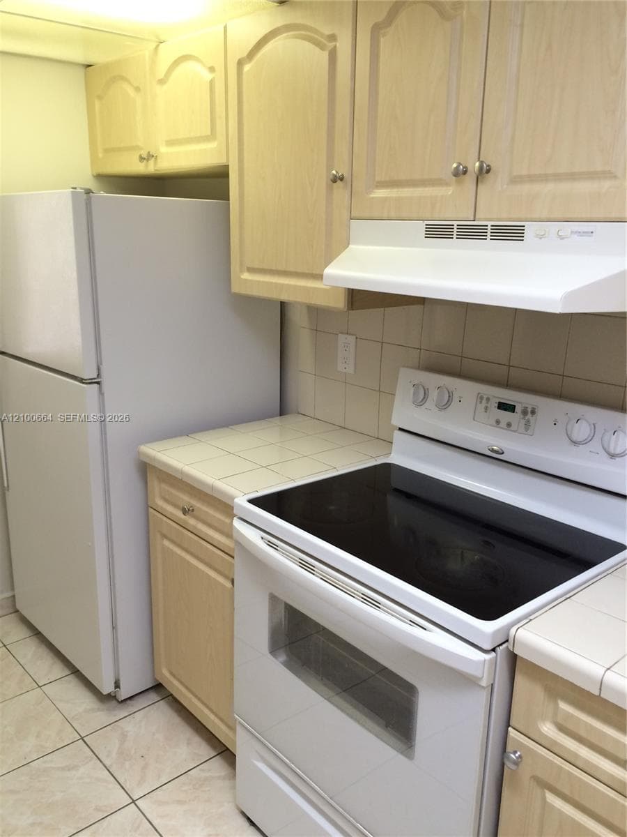 PARK EAST CONDO · #A216 in Miami - Photo 4