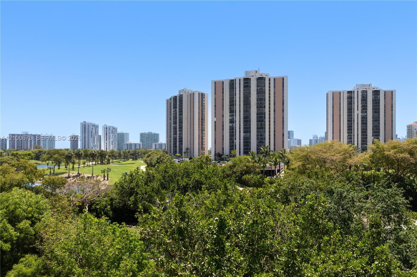 BISCAYA IV CONDO · #605 in Aventura - Photo 2
