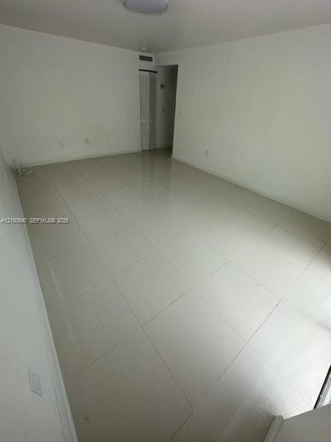 SUNSHORES CONDO · #202 in North Miami Beach - Photo 4