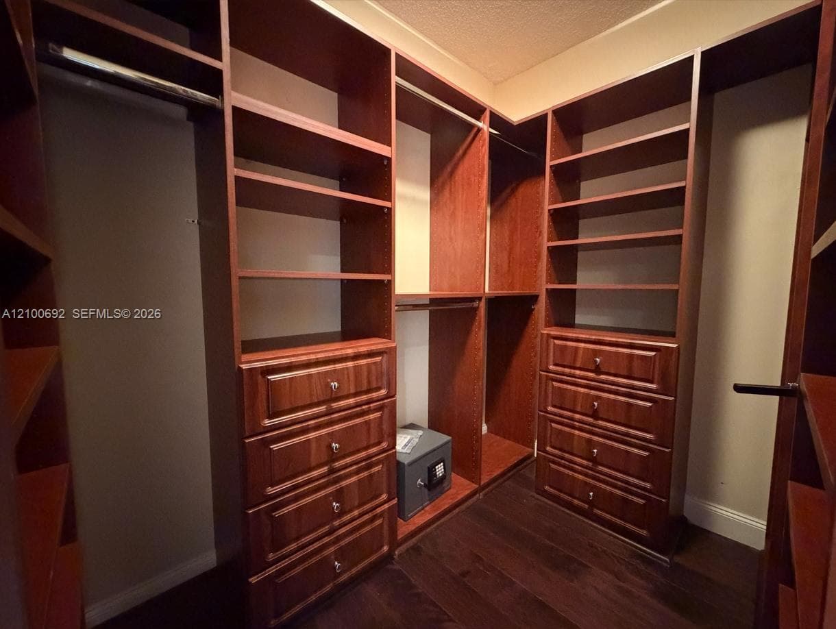 Brickell Key One · #A1216 in Miami - Photo 10